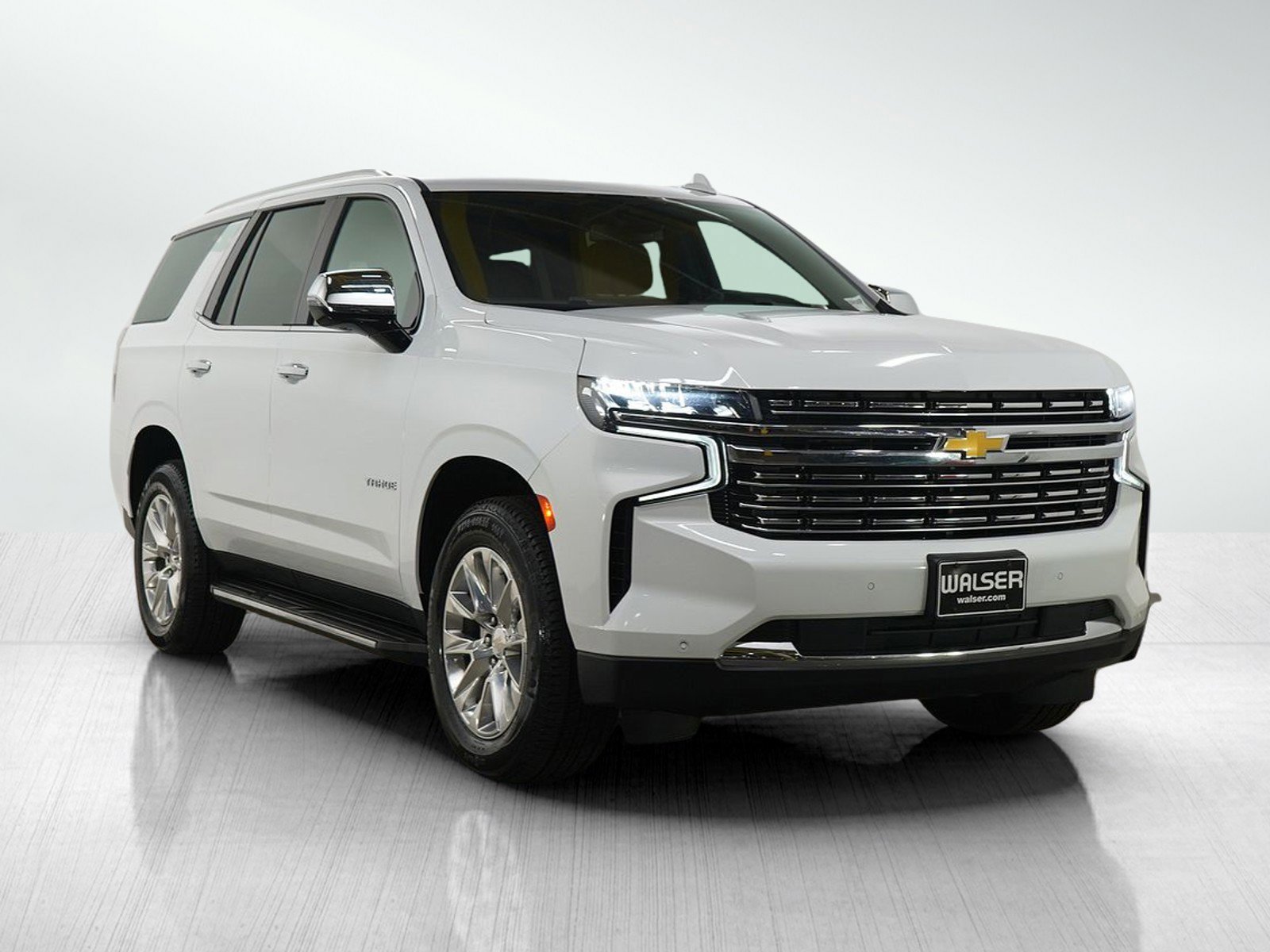 Used 2024 Chevrolet Tahoe Premier AWD/4WD image 8