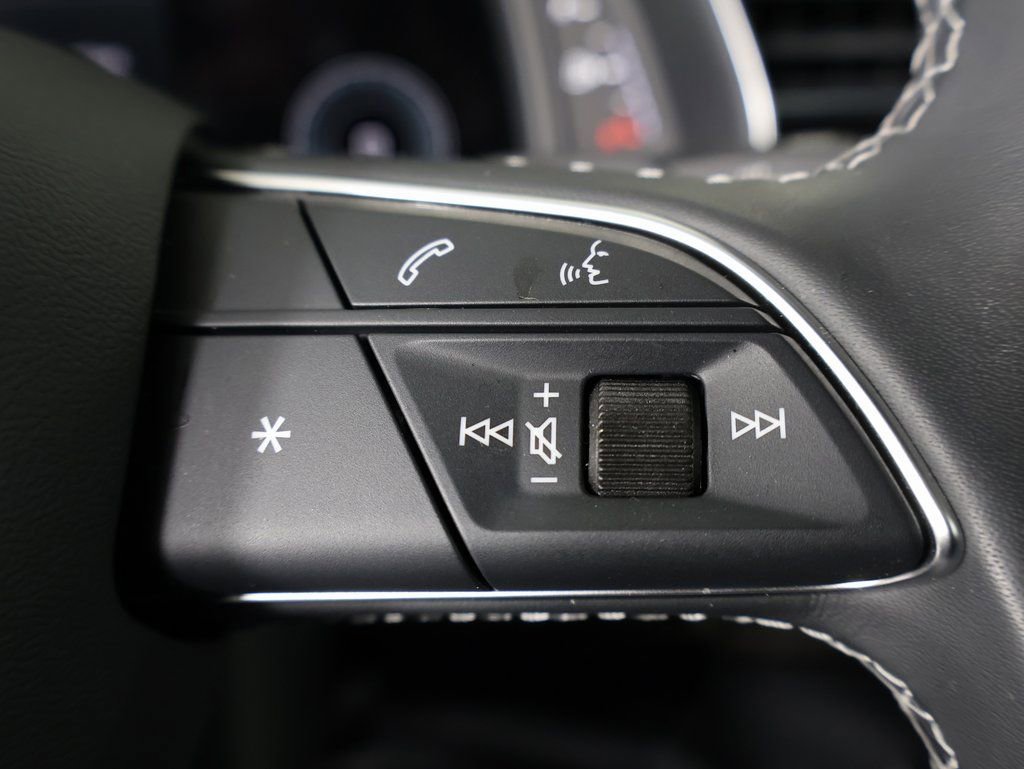 Used 2025 Audi Q7 2.0T Premium w/ Convenience Plus Package image 34