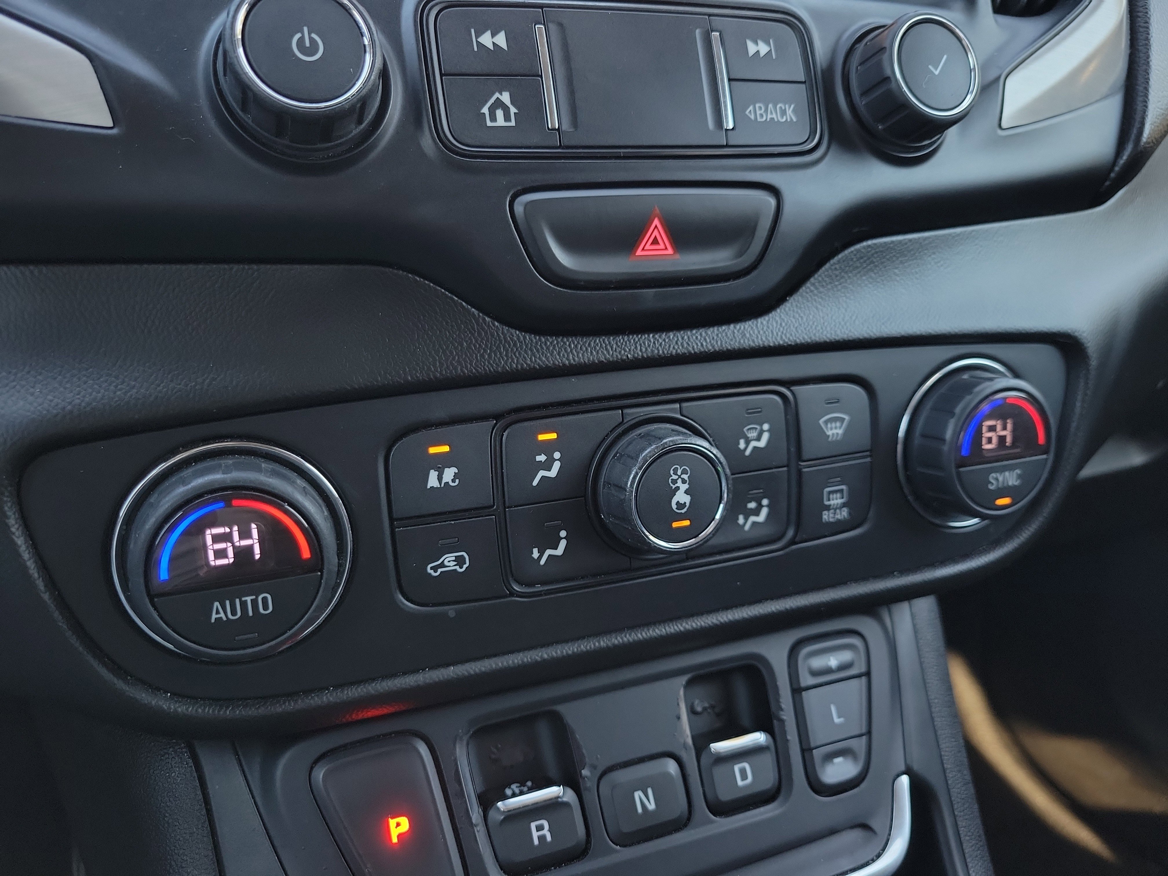 Used 2019 GMC Terrain SLE w/ Driver Convenience Package image 27