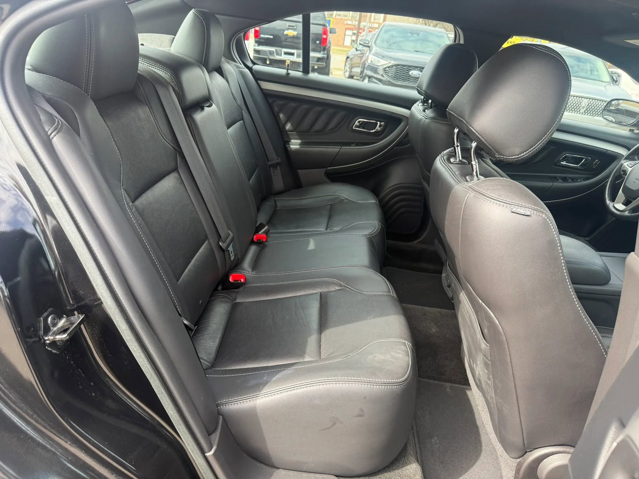 Used 2015 Ford Taurus SEL w/ Equipment Group 201A image 30