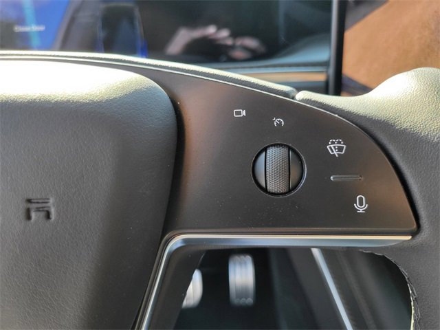 Used 2022 Tesla Model X Plaid image 19