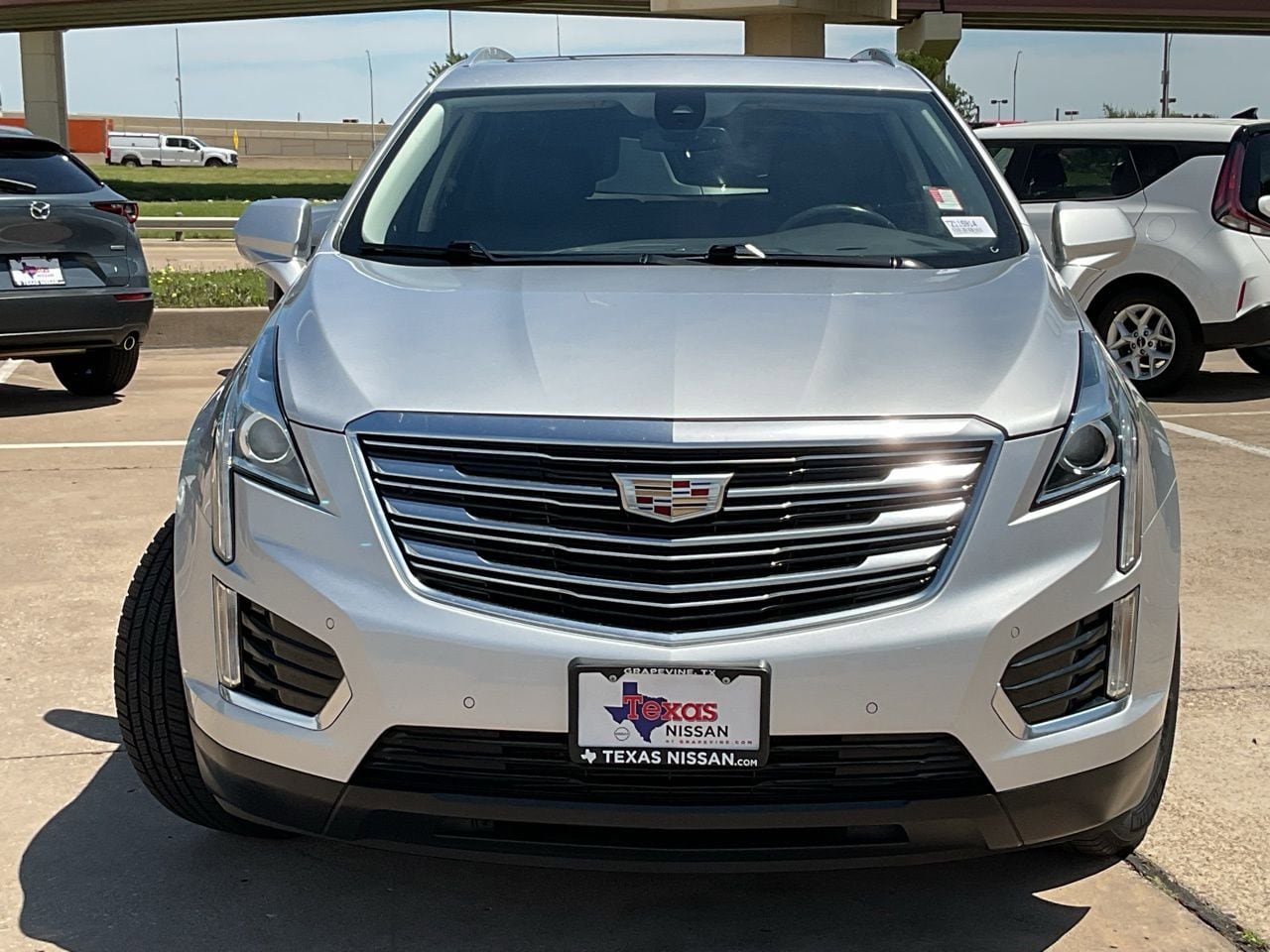 Used 2019 Cadillac XT5 Luxury FWD image 3