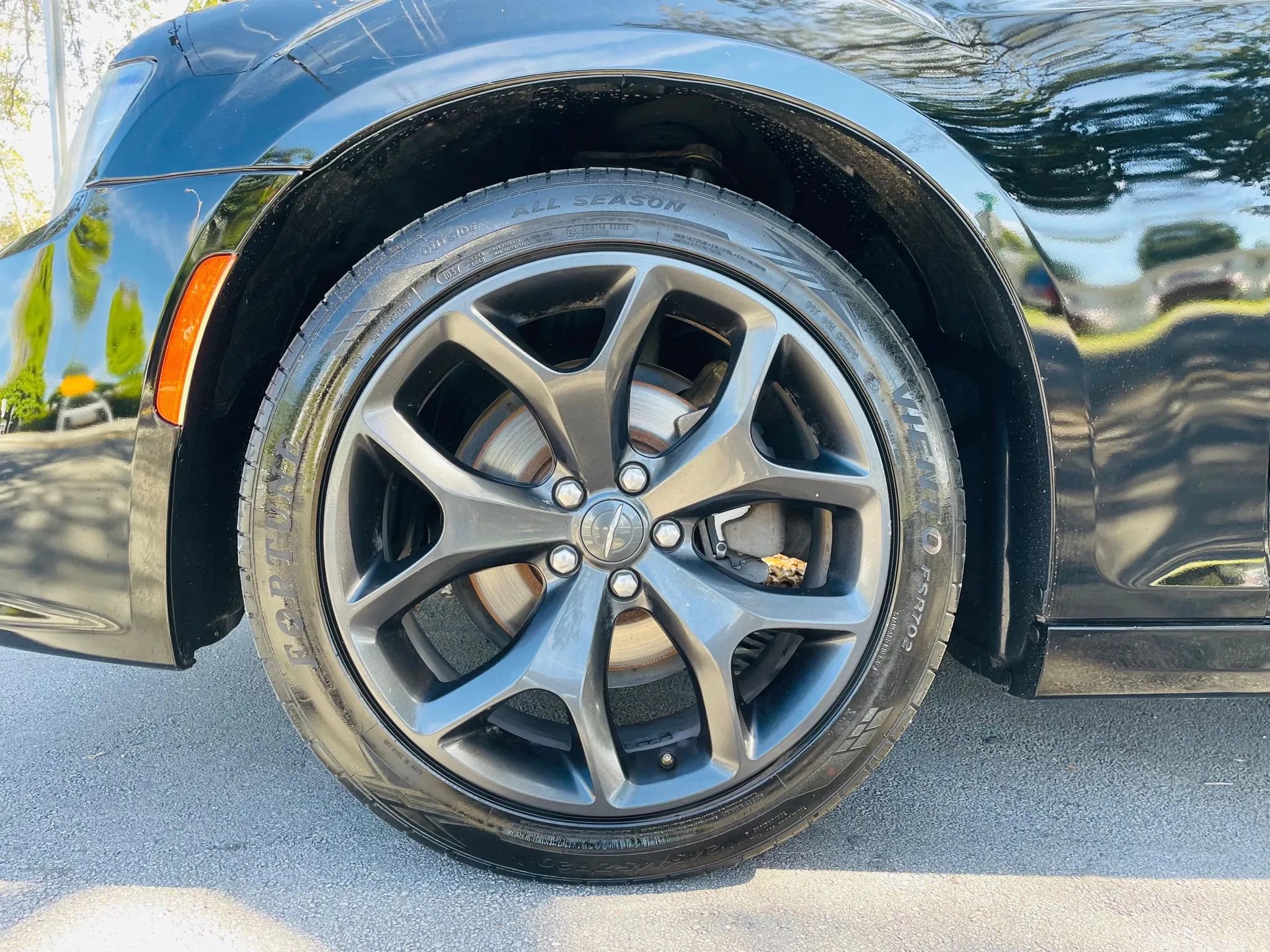 Used 2023 Chrysler 300 Touring L w/ Popular Equipment Group image 15