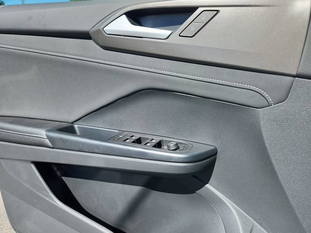 New 2026 Volkswagen Taos SE AWD/4WD image 6