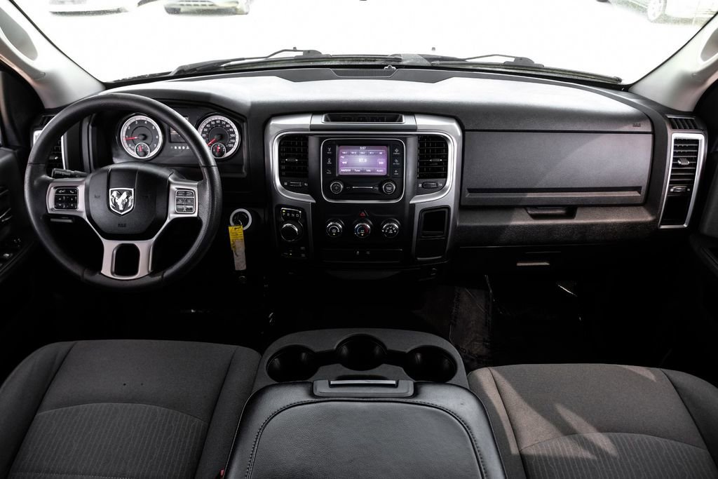 Used 2021 RAM 1500 Classic SLT image 10