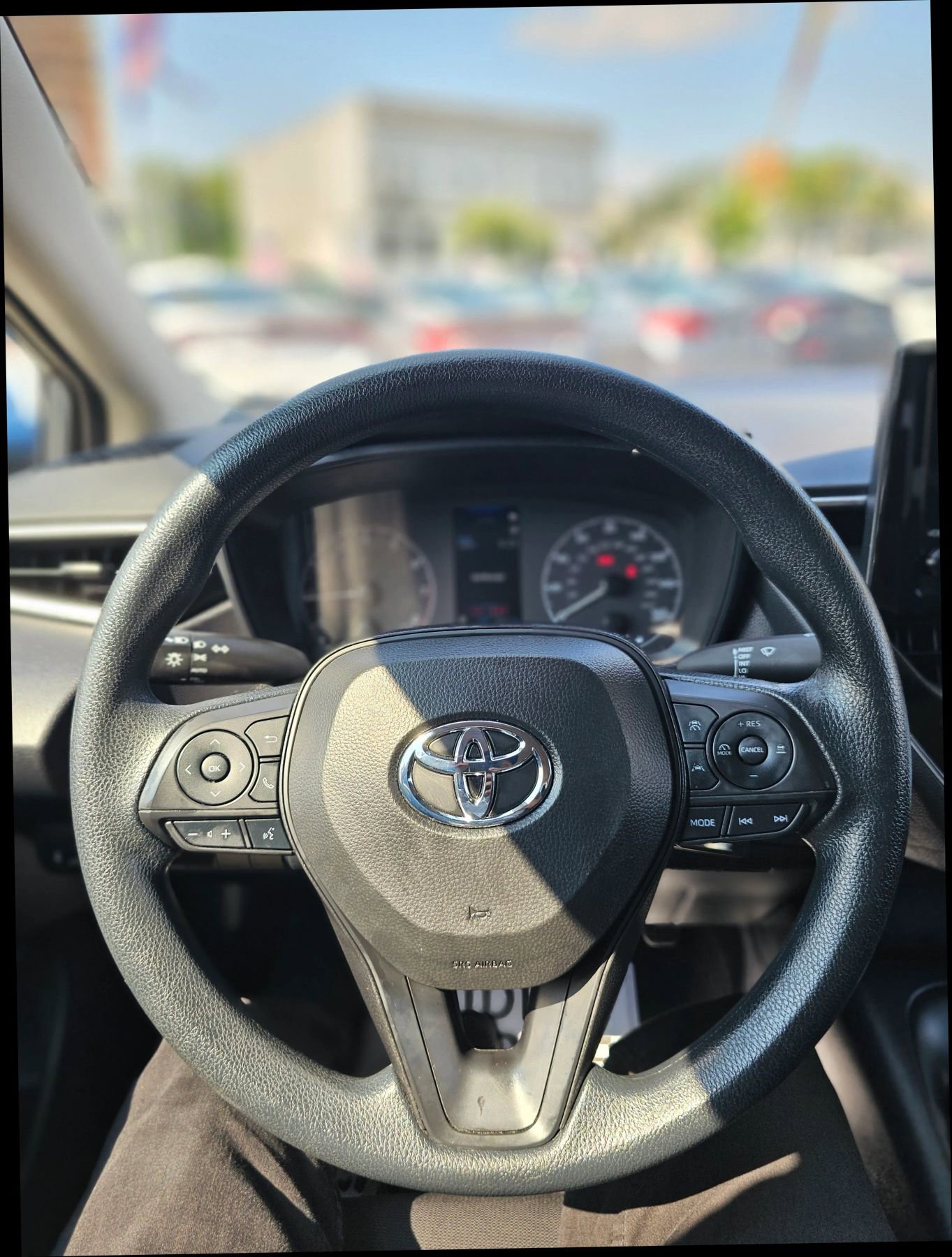 Used 2024 Toyota Corolla LE image 15