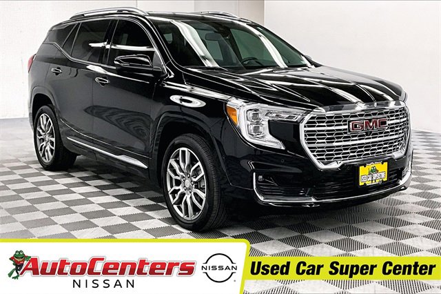 Used 2024 GMC Terrain Denali w/ Denali Premium Package