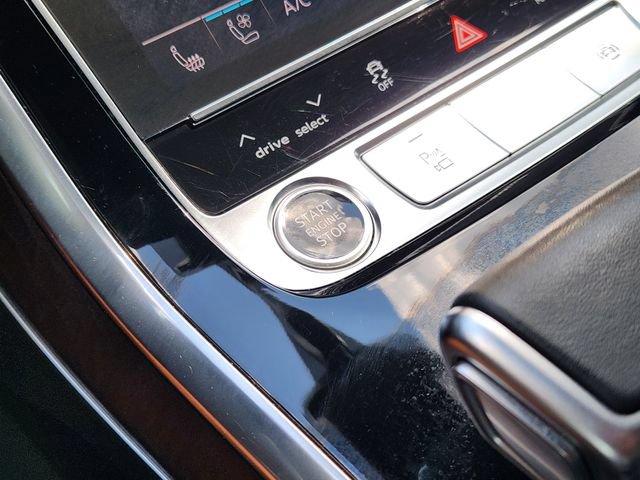 Used 2021 Audi Q8 Prestige AWD/4WD image 21