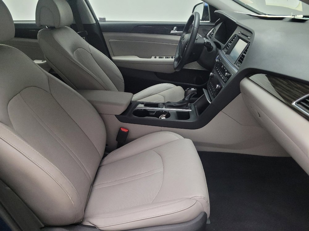 Used 2017 Hyundai Sonata Limited image 21