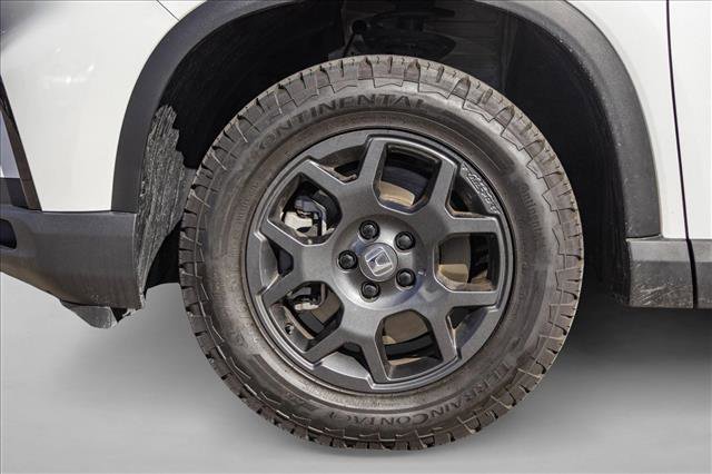 Used 2024 Honda Pilot TrailSport image 9