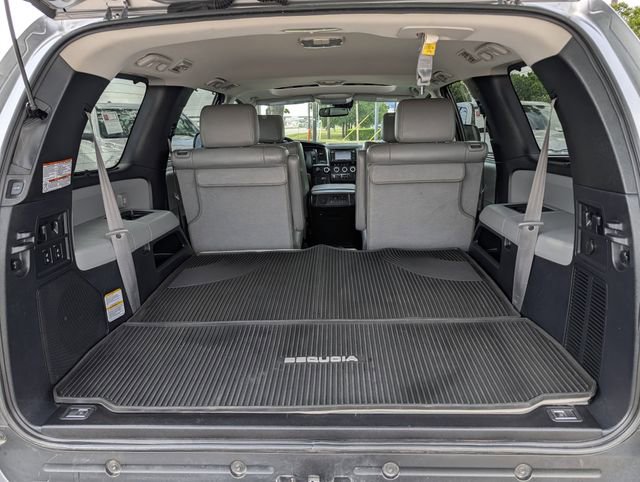 Used 2018 Toyota Sequoia Limited w/ Safety & Convenience Package image 30
