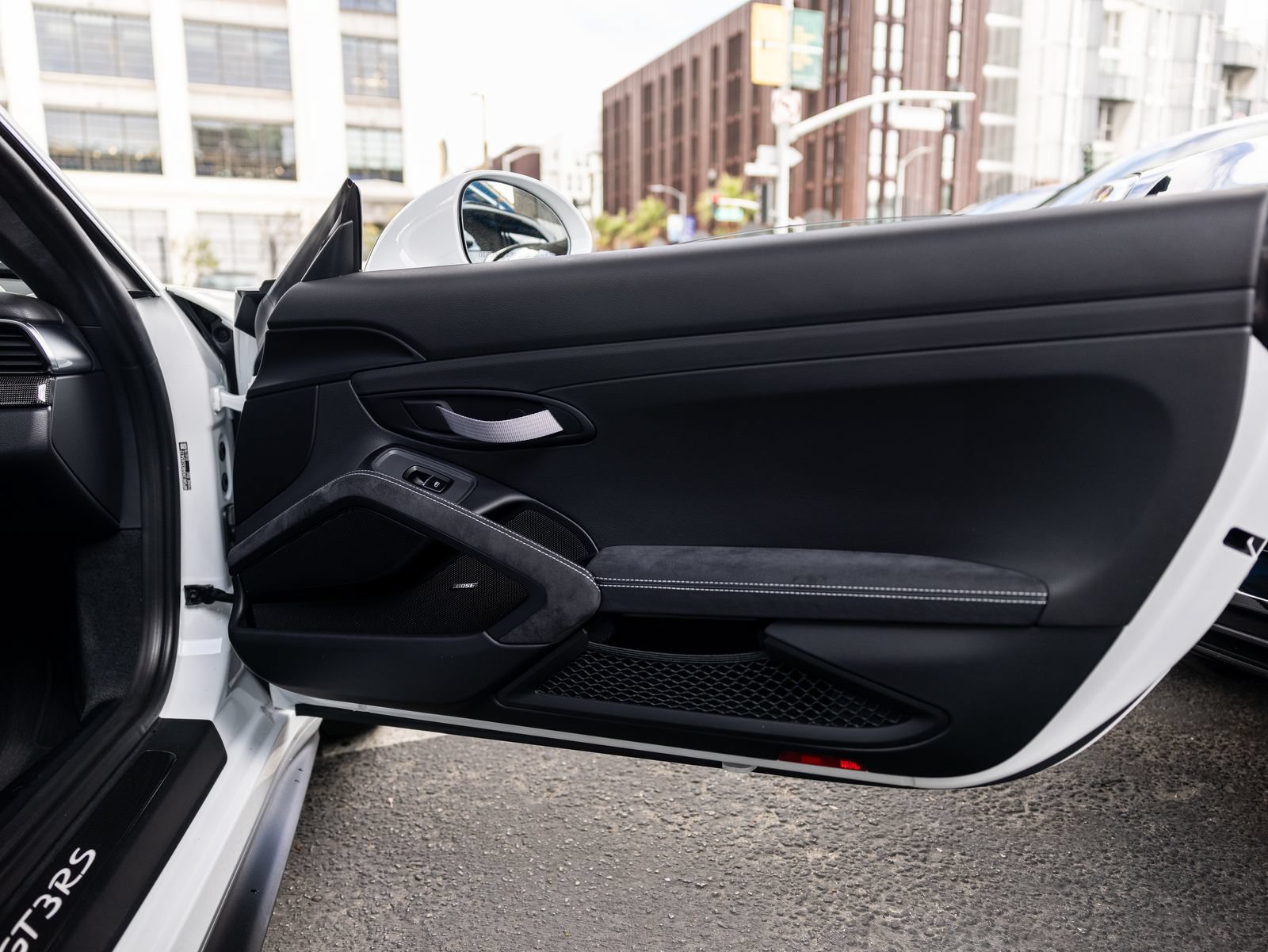 Certified 2019 Porsche 911 GT3 RS RWD image 39