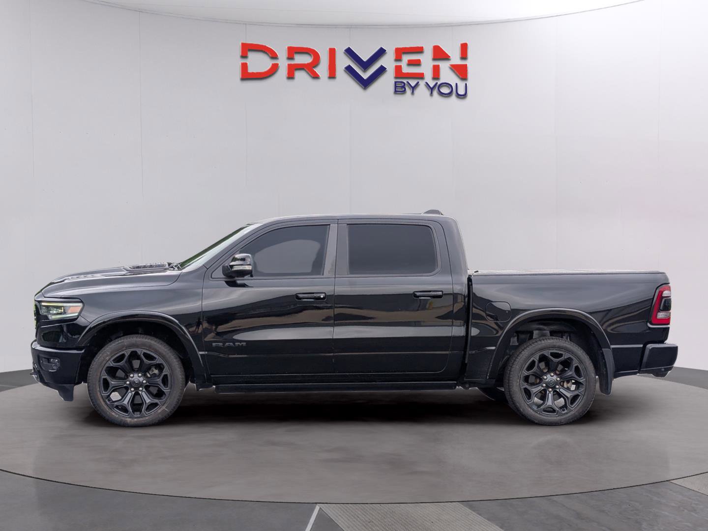 Used 2022 RAM 1500 Limited image 2
