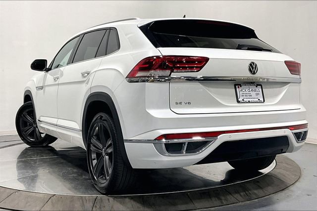Used 2021 Volkswagen Atlas Cross Sport SE w/ Panoramic Sunroof Package FWD image 11