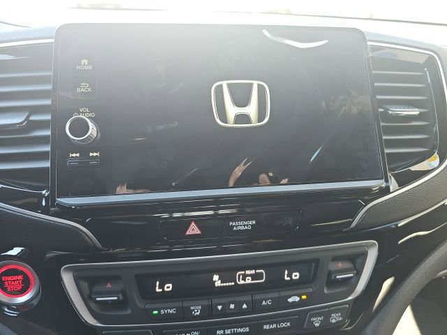 New 2026 Honda Ridgeline Black Edition image 16