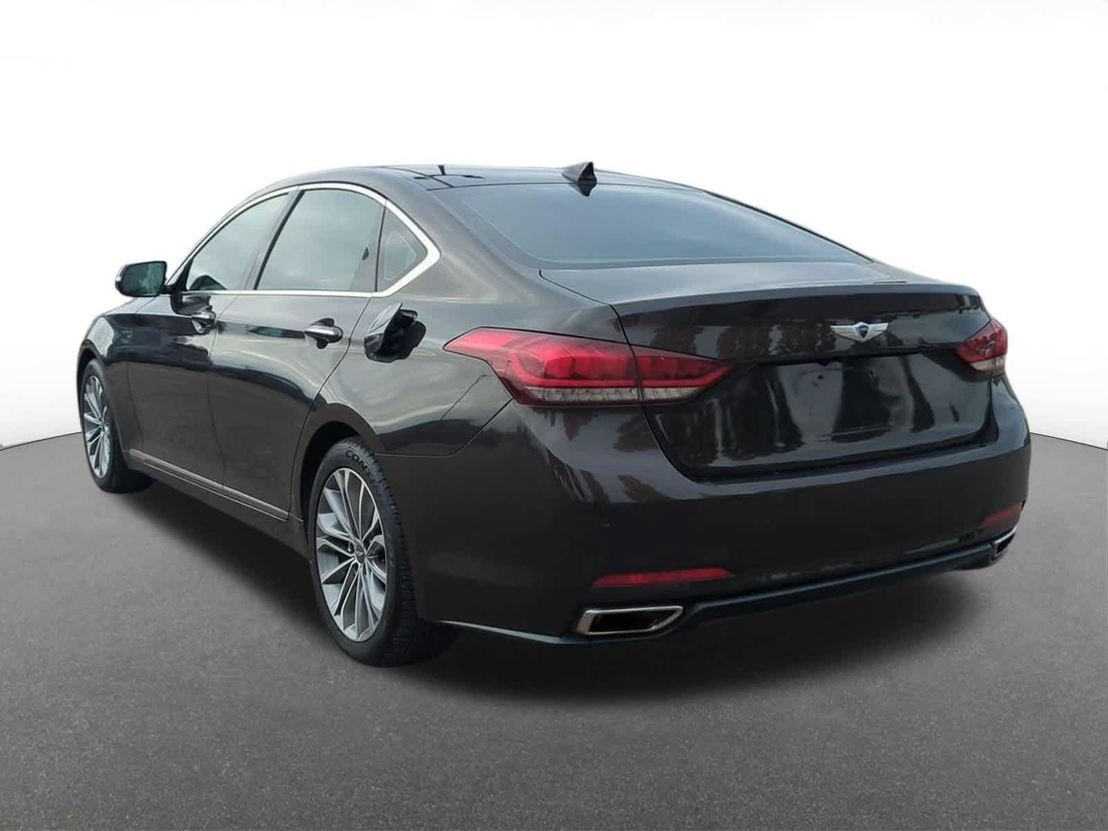 Used 2015 Hyundai Genesis 3.8 w/ Option Group 03 RWD image 4