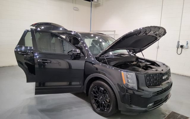 Used 2022 Kia Telluride SX w/ Nightfall Edition Package AWD/4WD image 9