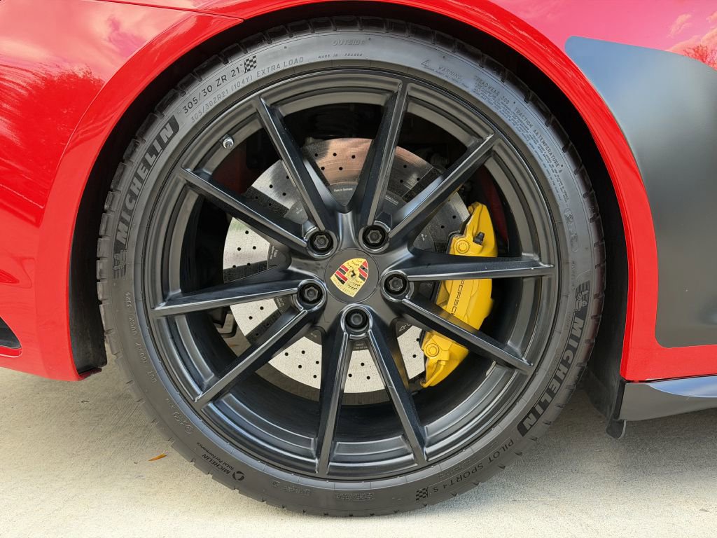 Used 2018 Porsche 911 Carrera GTS image 19