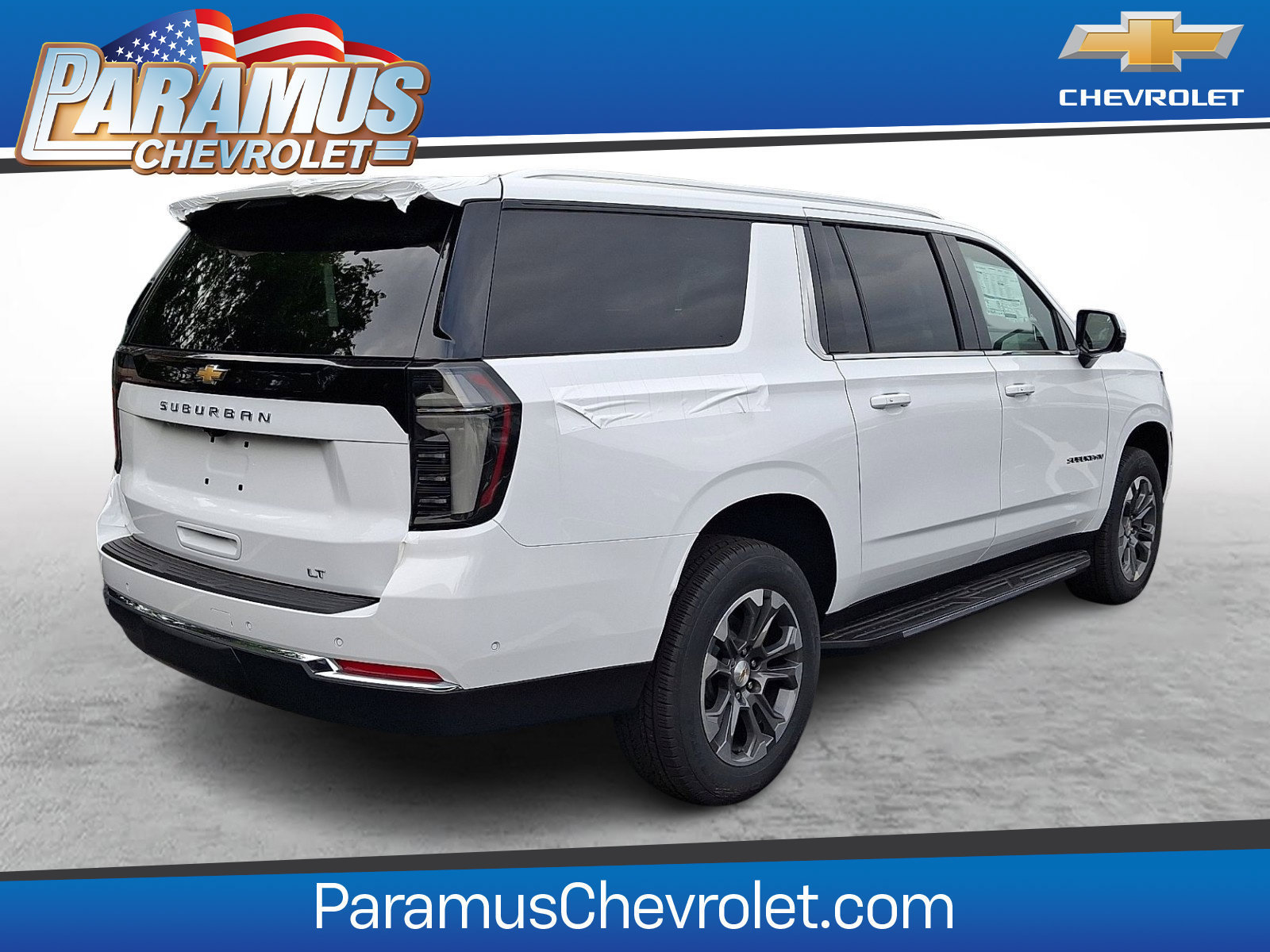 New 2026 Chevrolet Suburban LT w/ Comfort Package AWD/4WD image 4