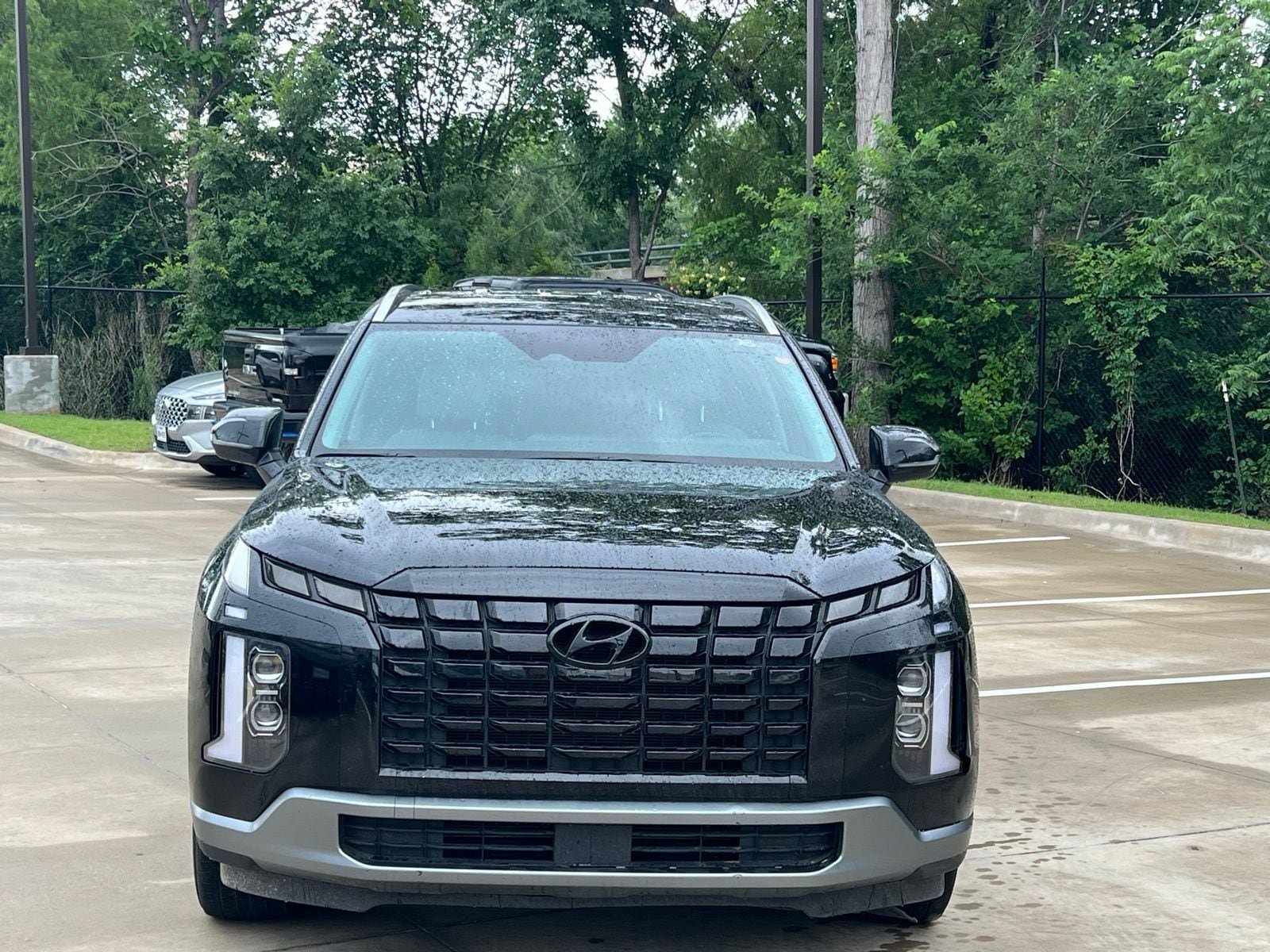 Used 2025 Hyundai Palisade SEL FWD image 2