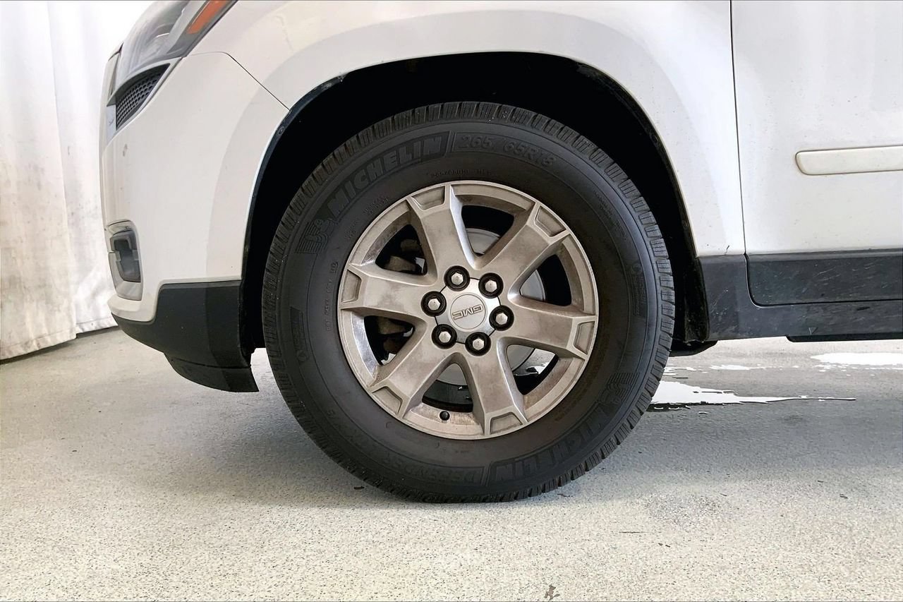 Used 2016 GMC Acadia SLE FWD image 6