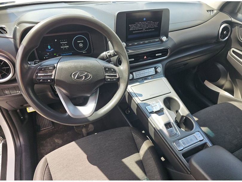 Used 2023 Hyundai Kona SE image 14