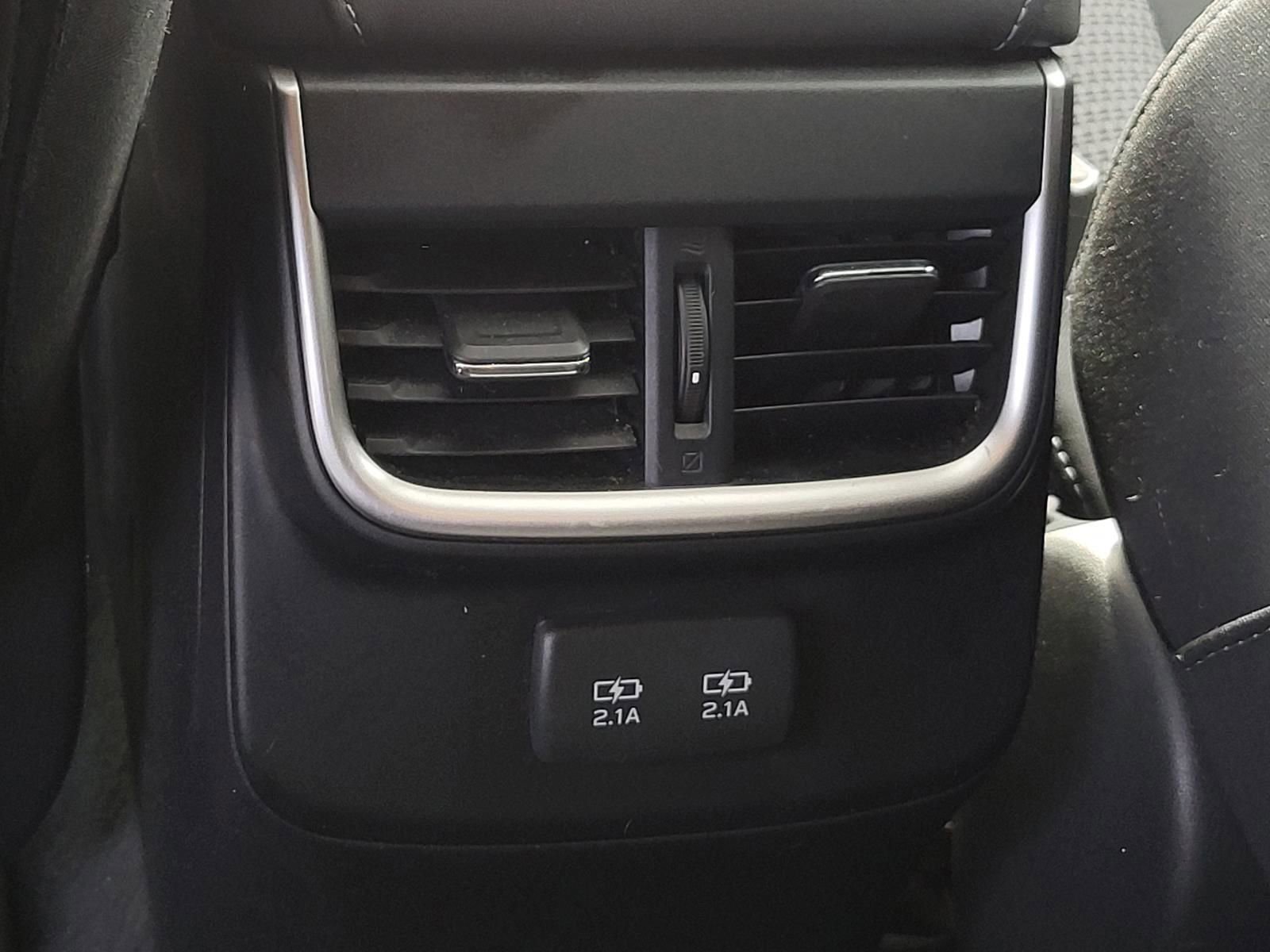Used 2022 Subaru Outback Premium AWD/4WD image 16