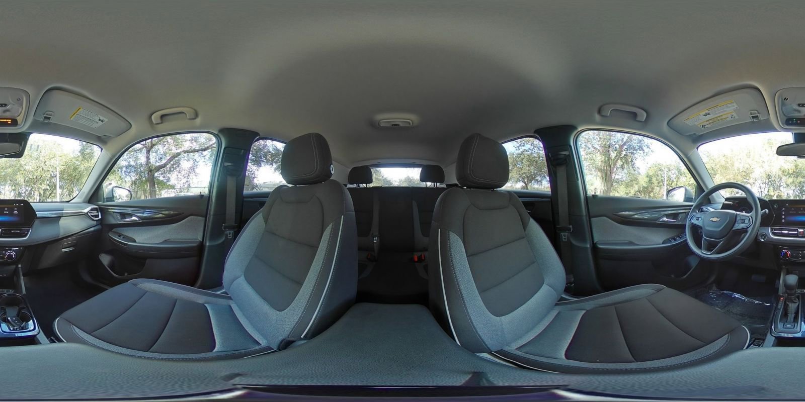 Used 2025 Chevrolet TrailBlazer LT image 36