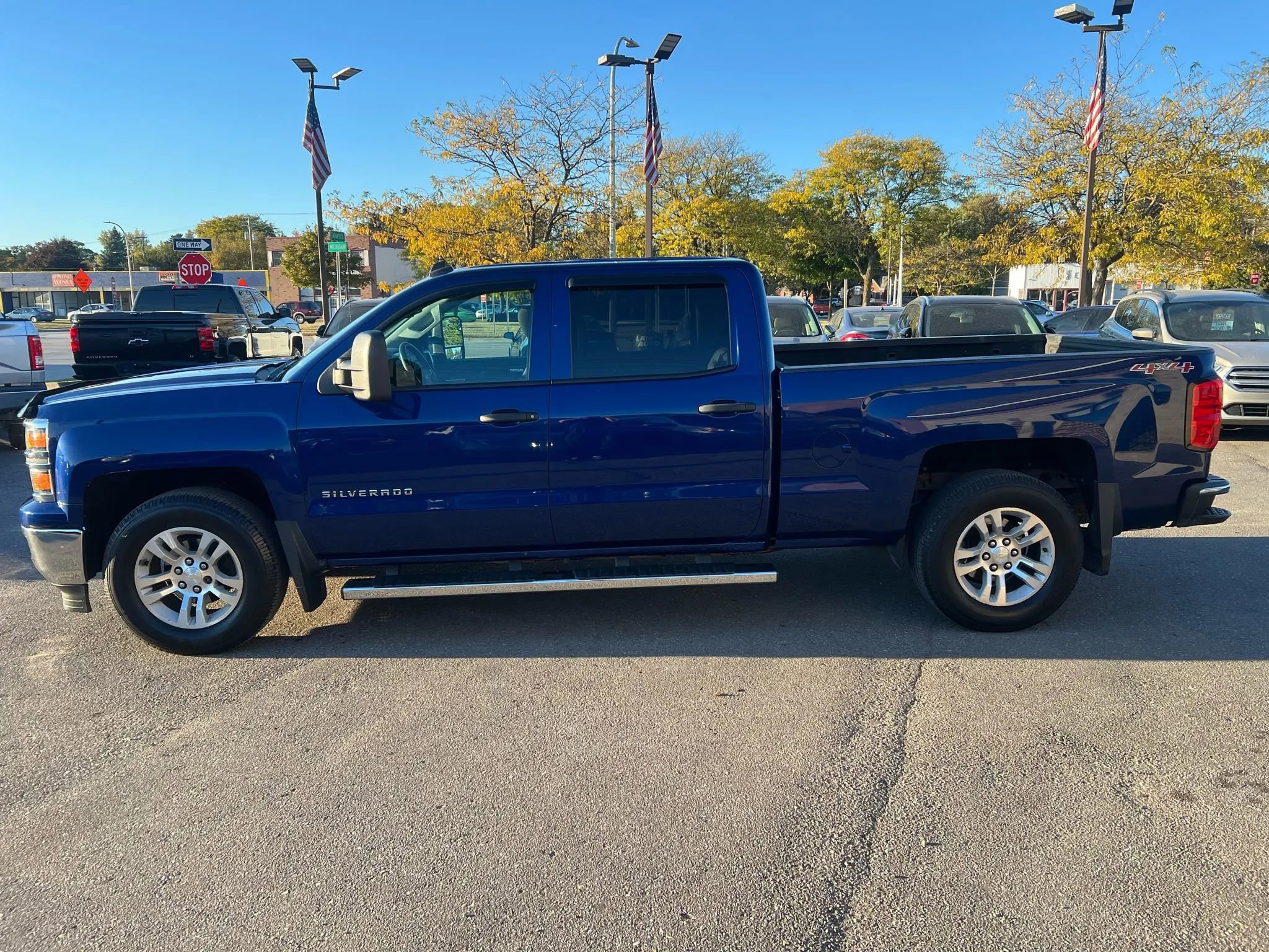 Used 2014 Chevrolet Silverado 1500 LT w/ Max Trailering Package image 2