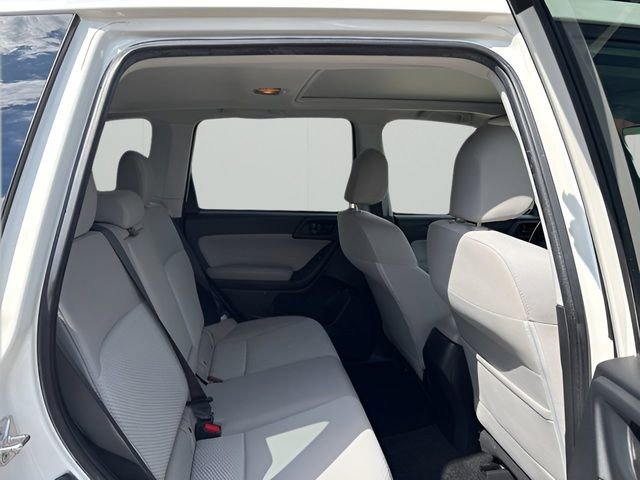 Used 2017 Subaru Forester 2.5i Premium w/ All-Weather Package image 15