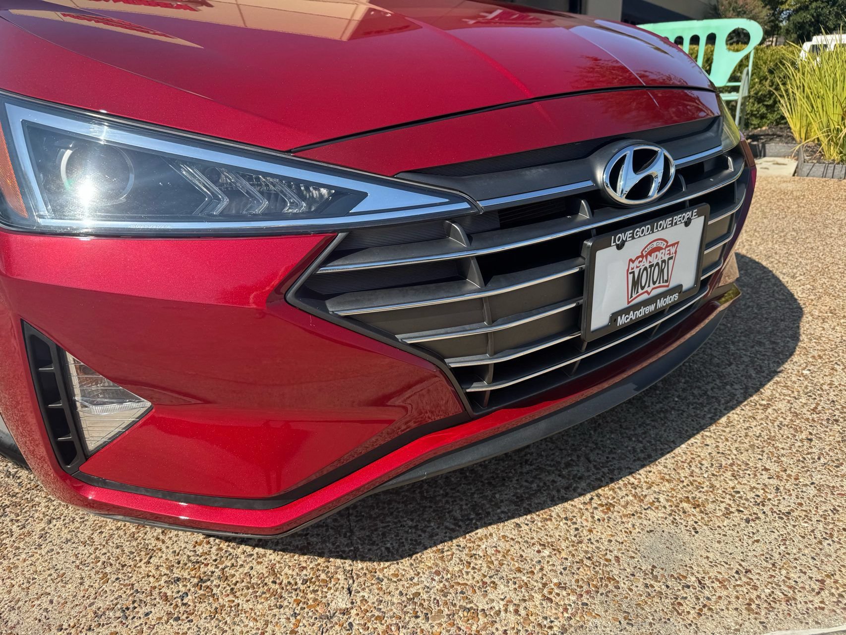 Used 2020 Hyundai Elantra SE FWD image 2