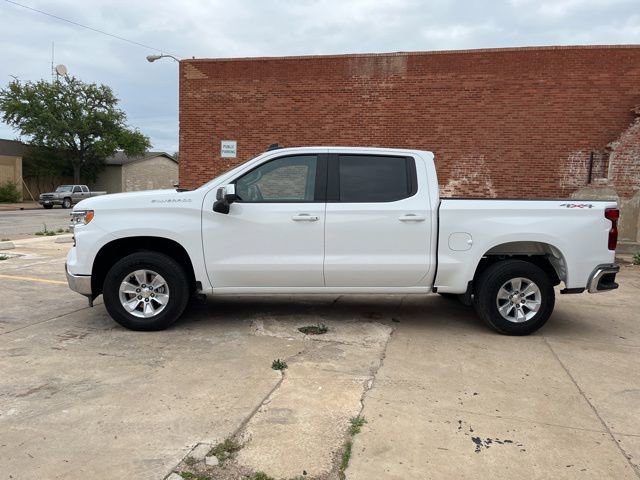 Used 2025 Chevrolet Silverado 1500 LT w/ Safety Package AWD/4WD image 2
