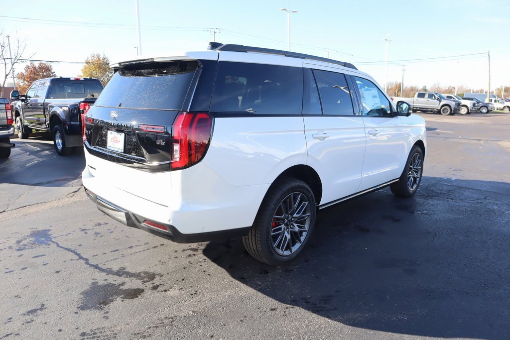 New 2025 Ford Expedition Platinum w/ Stealth Performance Package image 21