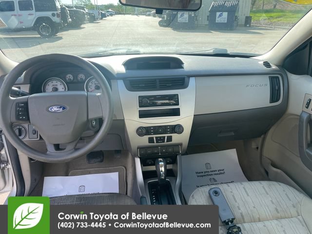 Used 2010 Ford Focus SE FWD image 20