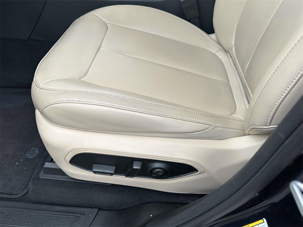 Used 2024 Jeep Grand Cherokee Limited image 18