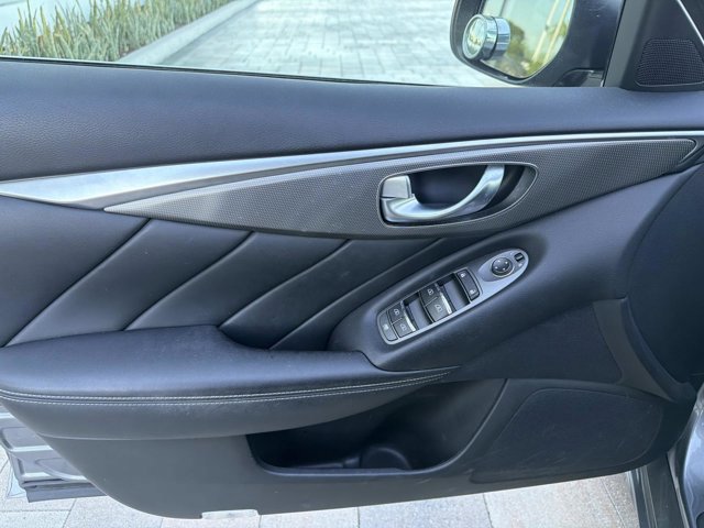 Used 2015 INFINITI Q50 AWD w/ Moonroof Package image 11