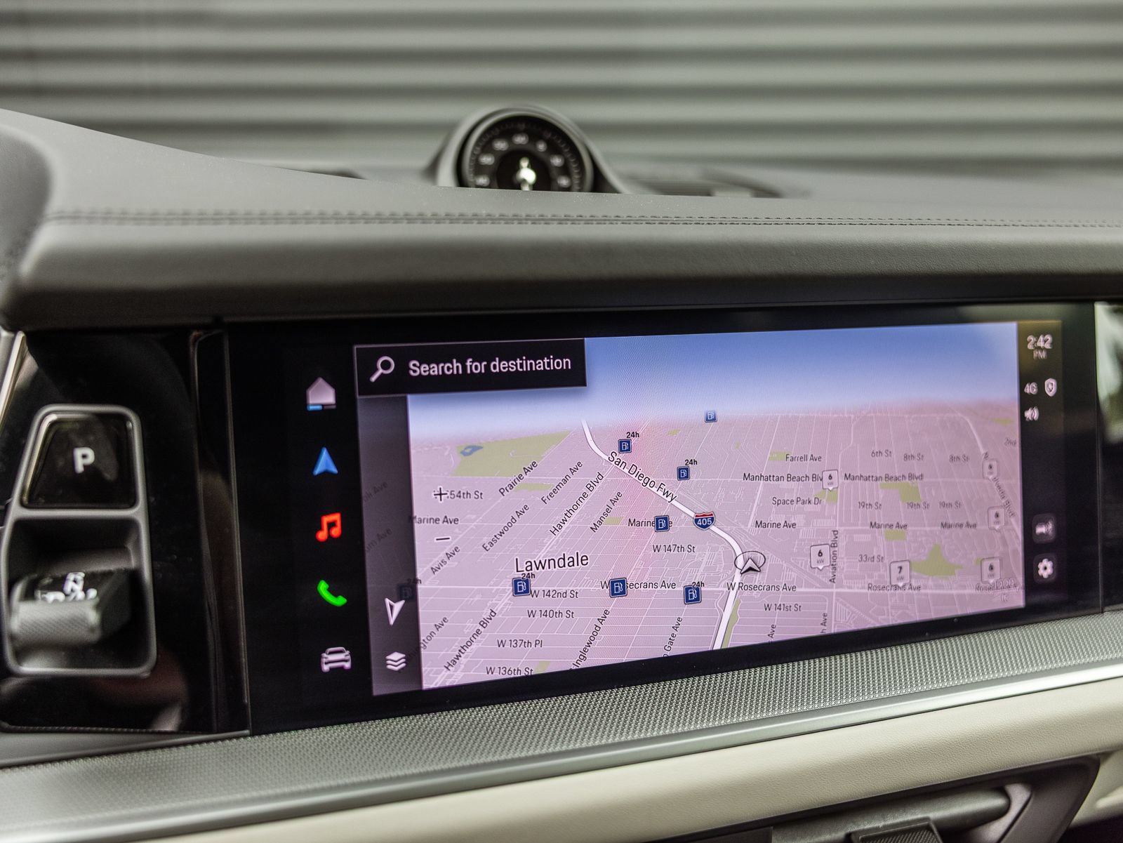 Certified 2025 Porsche Cayenne S AWD/4WD image 23