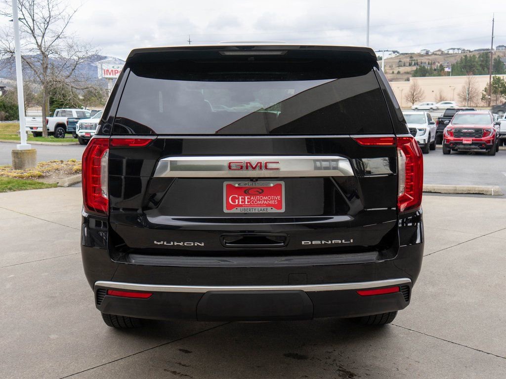 Used 2024 GMC Yukon Denali AWD/4WD image 7