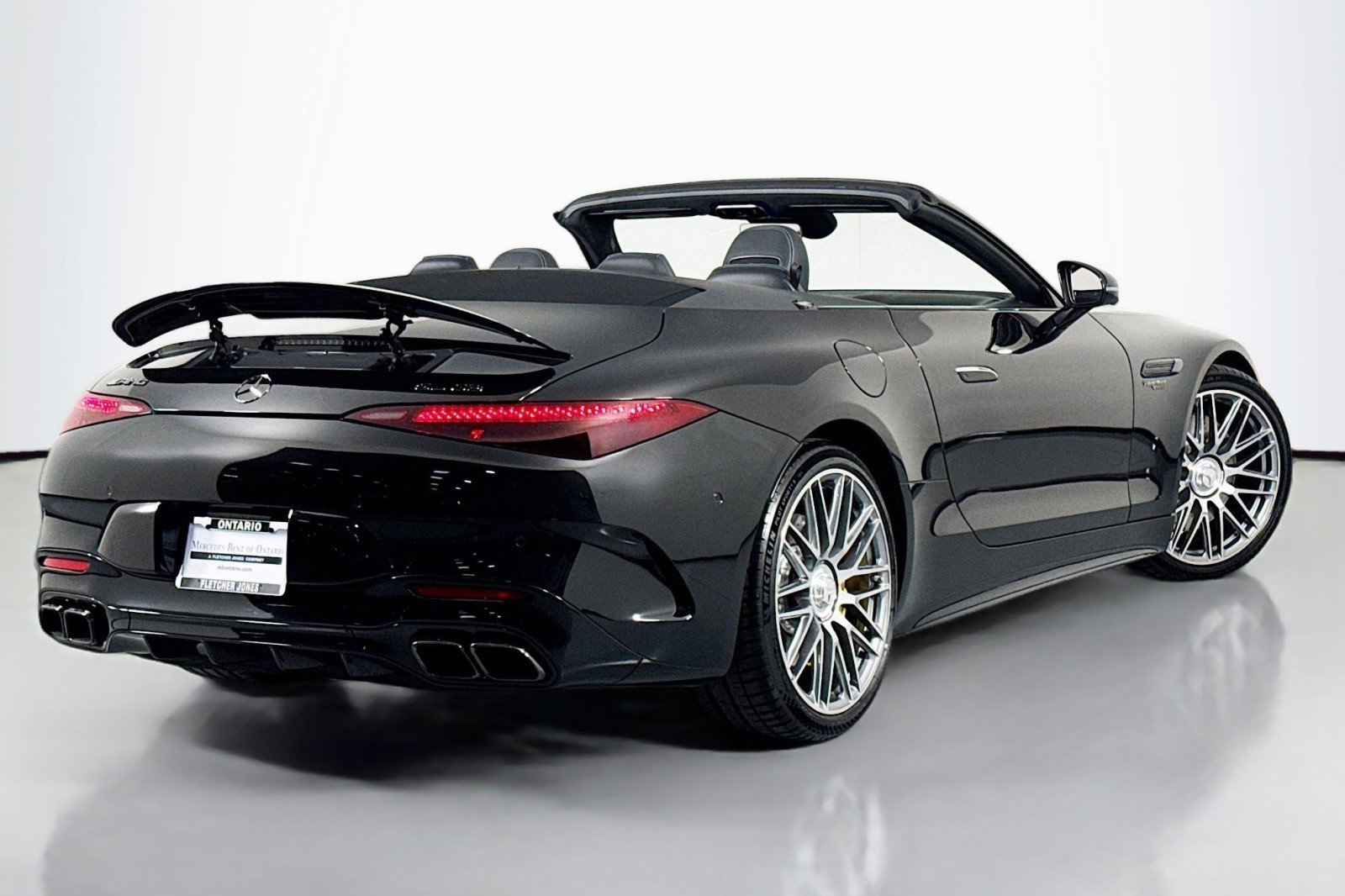 Certified 2022 Mercedes-Benz SL 63 AMG 4MATIC image 13