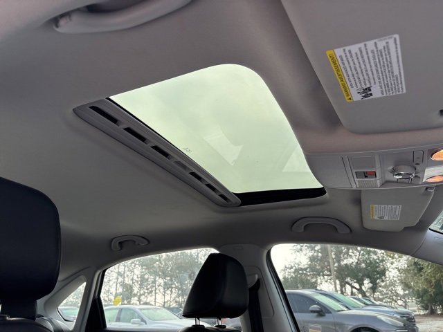 Used 2020 Volkswagen Passat 2.0T R-Line image 10