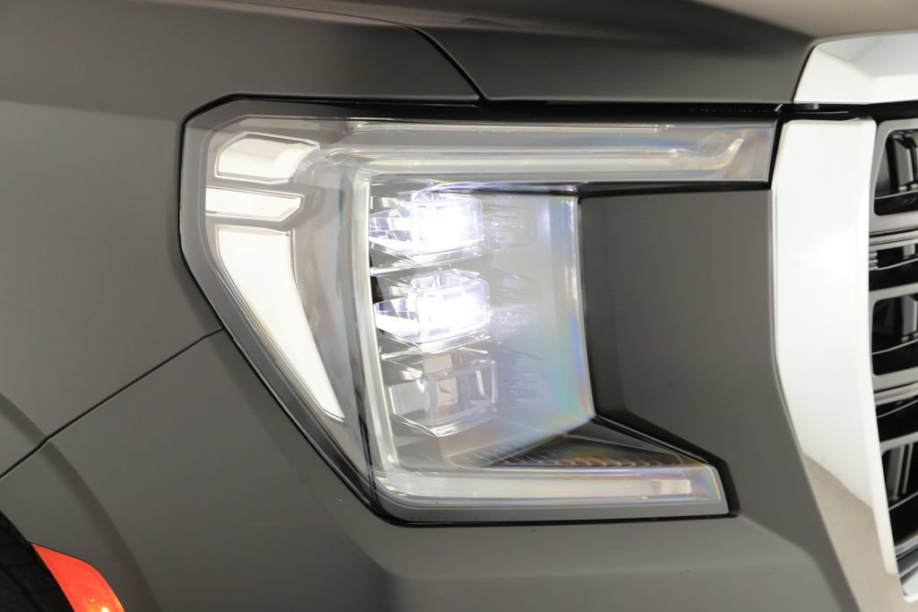 Used 2022 GMC Yukon SLE w/ Gmc Pro Safety Plus Package RWD image 36