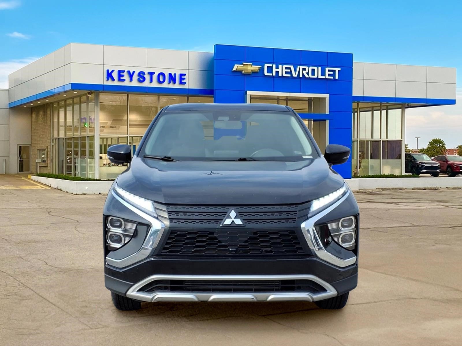 Used 2025 Mitsubishi Eclipse Cross SE AWD/4WD image 2