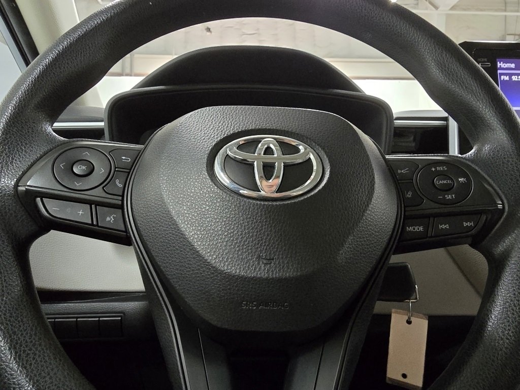 Used 2020 Toyota Corolla LE FWD image 24