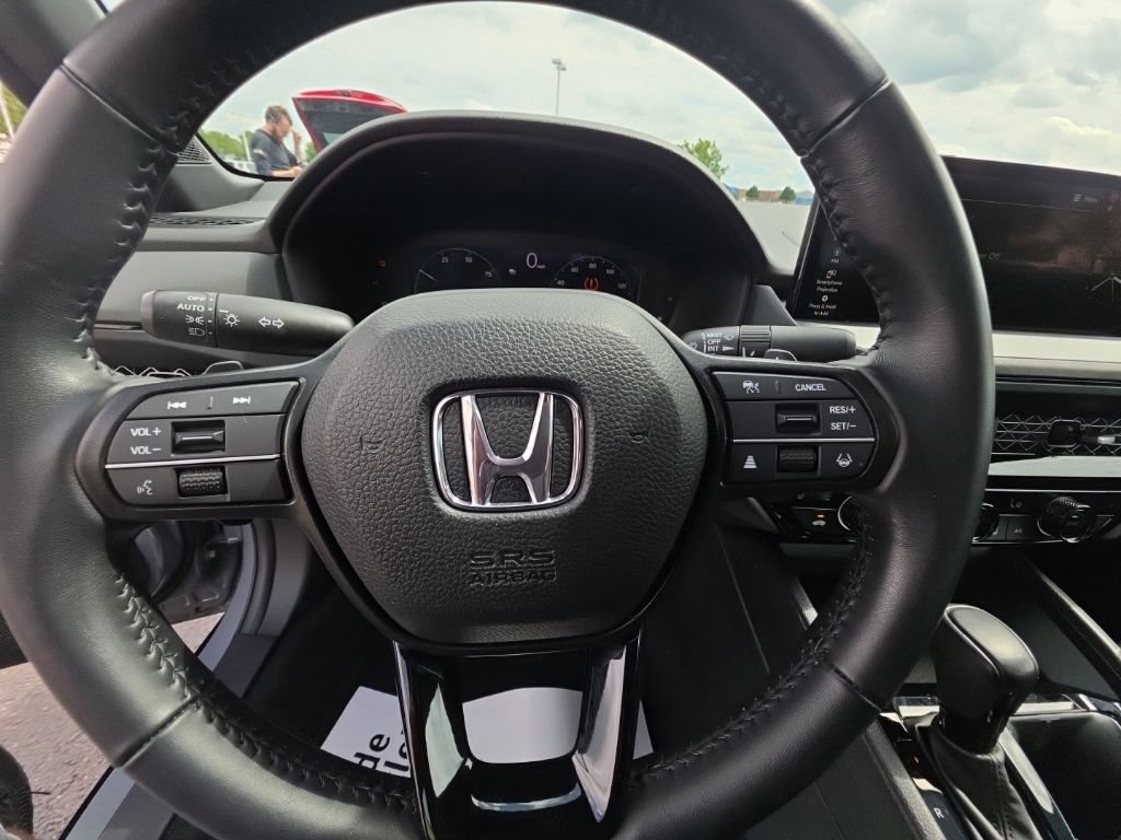 Used 2023 Honda Accord Sport image 17