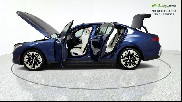 Used 2026 BMW 540i xDrive AWD/4WD image 15
