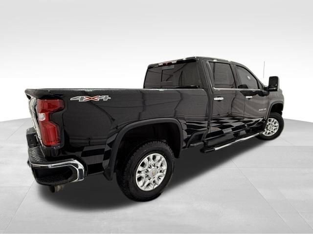 Used 2023 Chevrolet Silverado 3500 LTZ w/ LTZ Convenience Package image 6