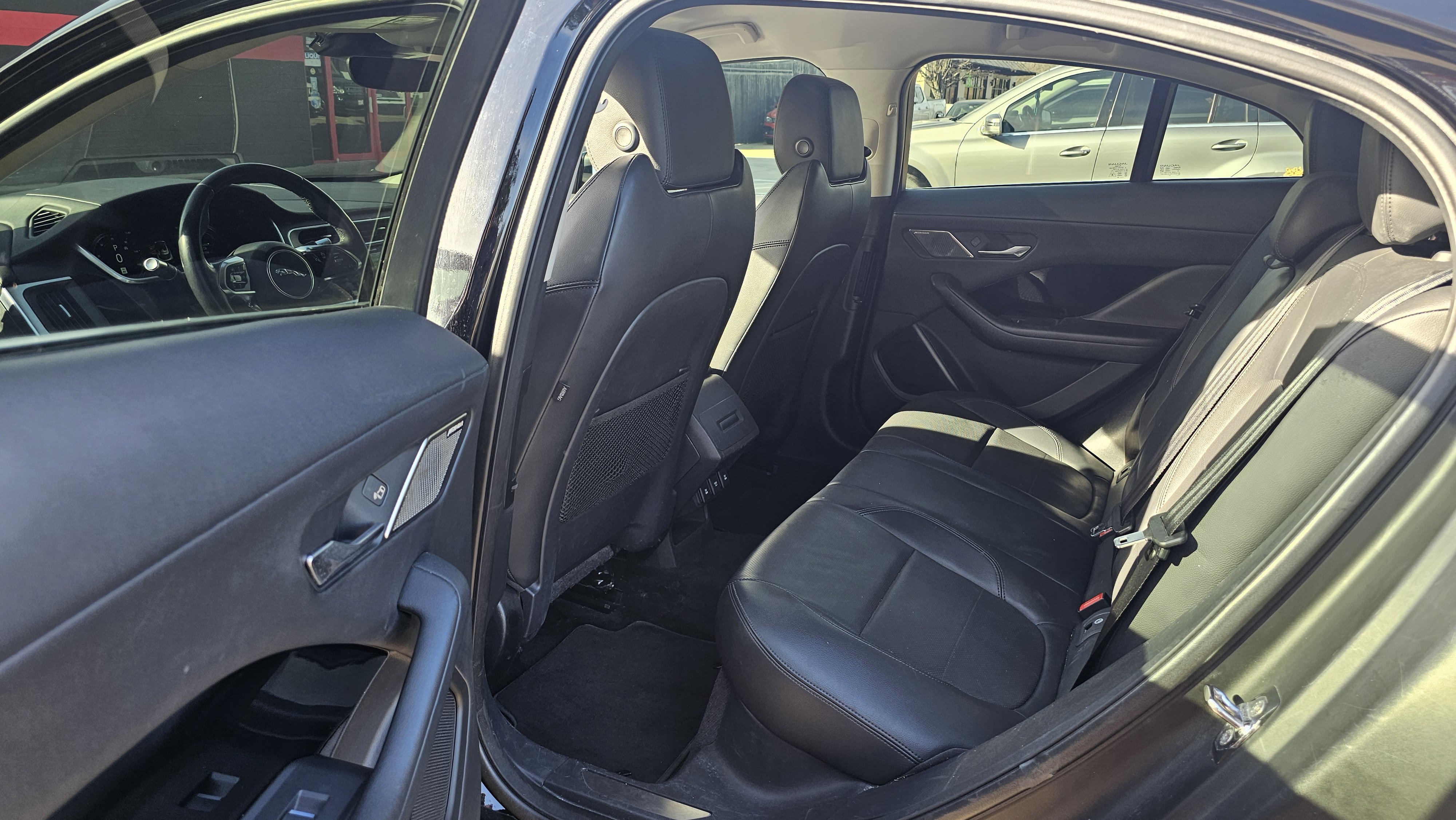 Used 2020 Jaguar I-PACE S image 21