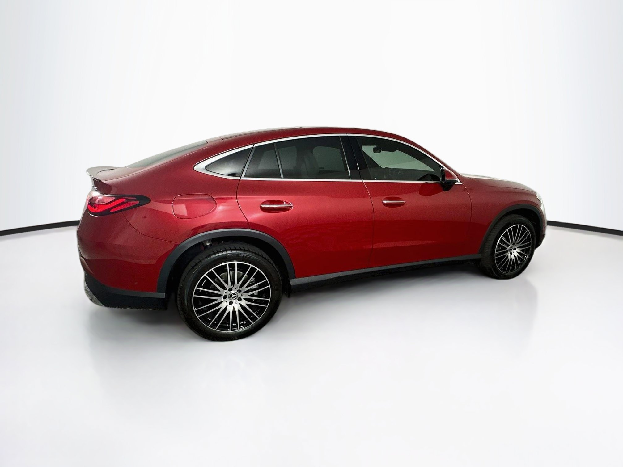 Used 2026 Mercedes-Benz GLC 300 4MATIC image 10