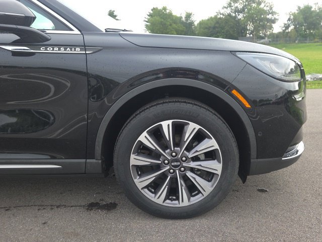 Used 2022 Lincoln Corsair Reserve w/ Equipment Group 201A AWD/4WD image 4