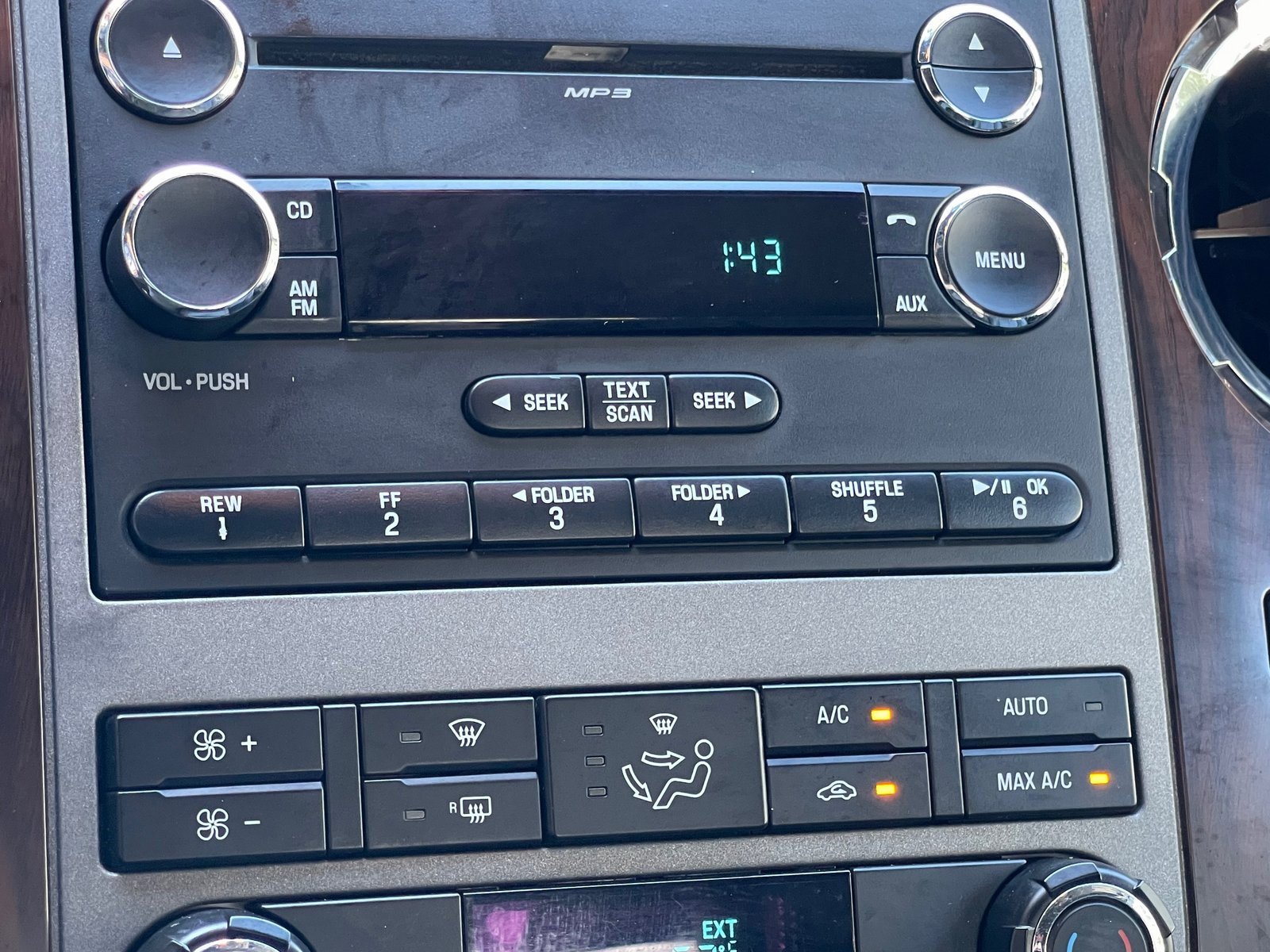 Used 2012 Ford F250 Lariat image 32